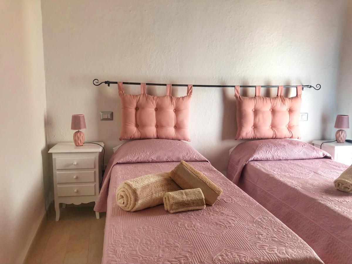BnB Le Janas Cabras Bagian luar foto